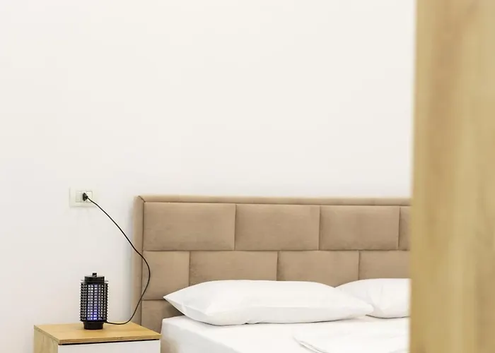 Free Parking Sudio Appartamento Tirana